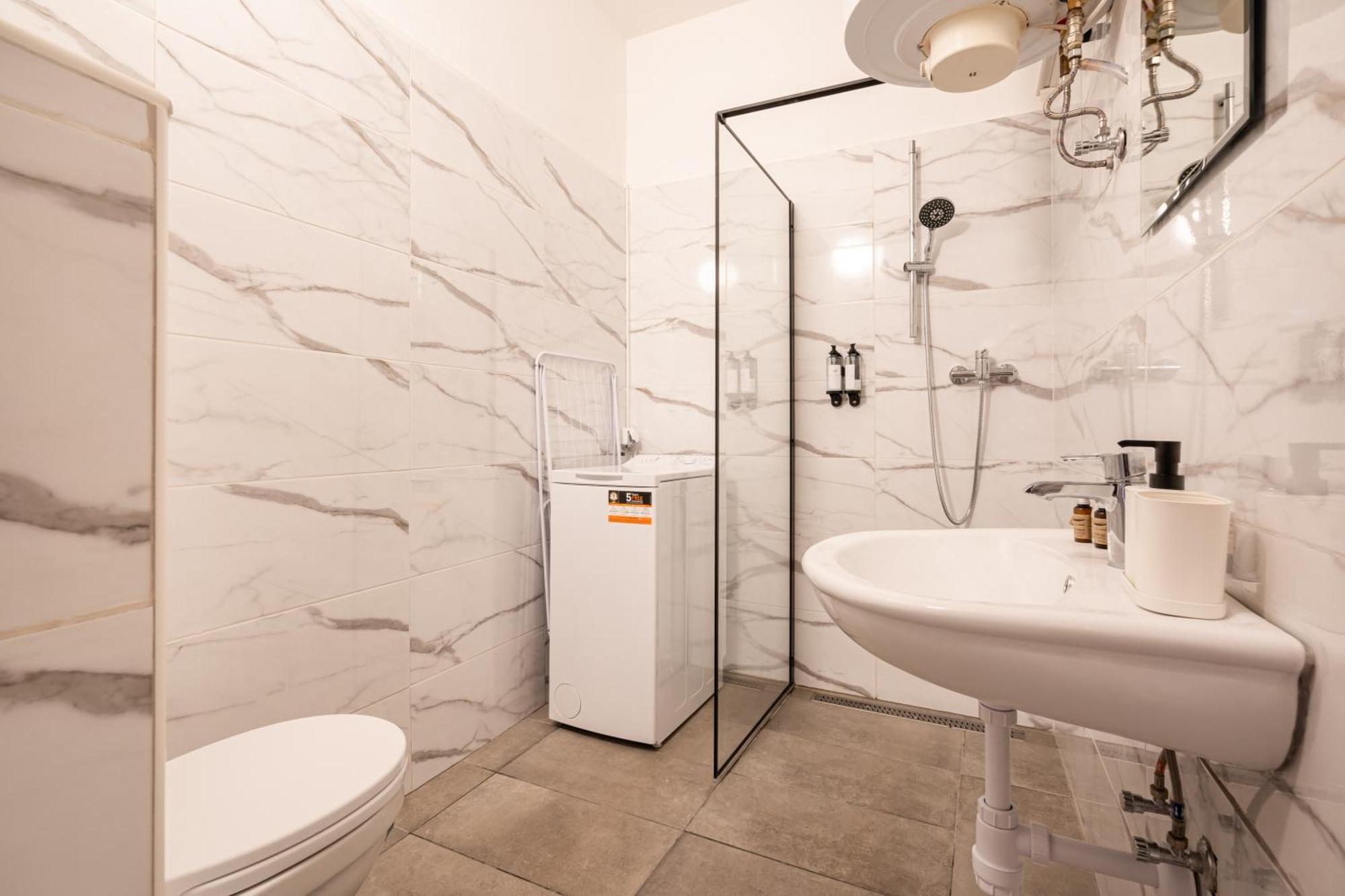 H9- Boutique Apartments, Best Location, By Bqa Budapest Exterior foto