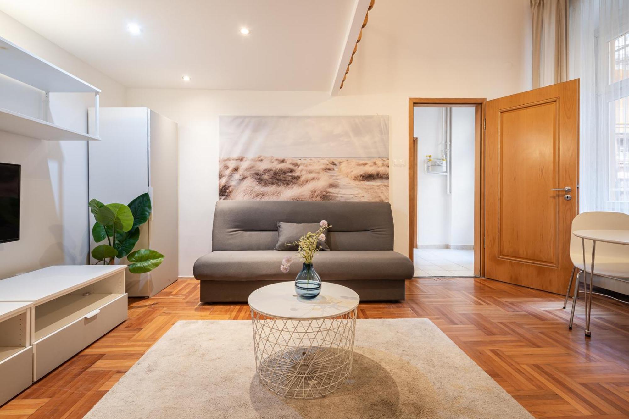H9- Boutique Apartments, Best Location, By Bqa Budapest Exterior foto
